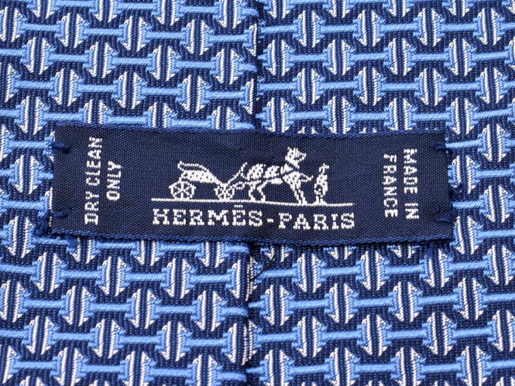 Pre Owned Hermes Blue Silk Print Tie 