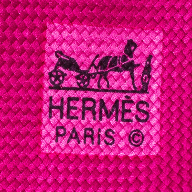 Pre Owned Hermès Fuchsia Pink Nattée de Soie Tie 