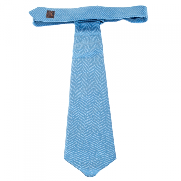 Pre Owned Hermès Sky Blue Chevron Patterned Jacquard Silk Tie