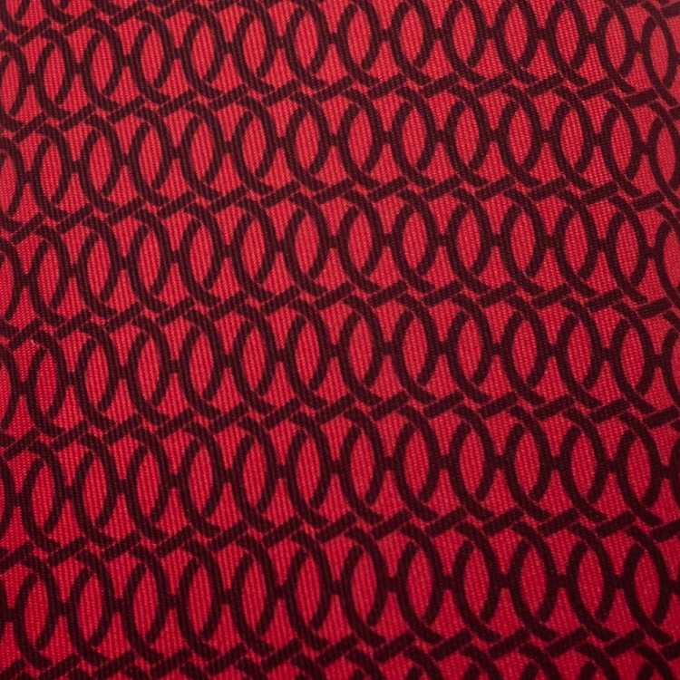 Pre Owned Hermès Red Interlocking Link Print Silk Twill Tie