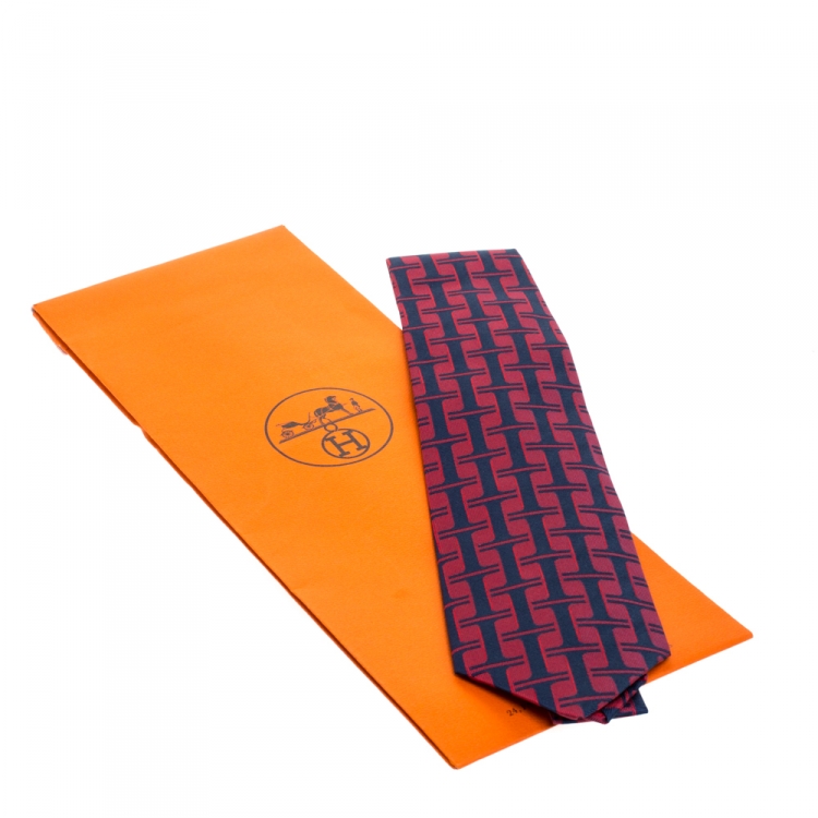Pre Owned Hermès Red and Blue H Patterned Jacquard Silk Tie