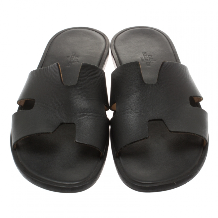 مملوكة مسبقًا Hermes Black Leather Izmir Sandals Size 42.5