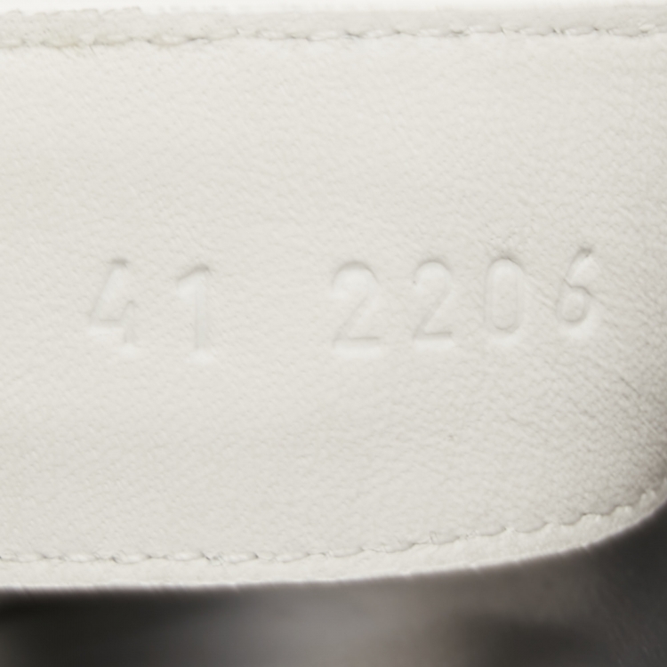 مملوكة مسبقًا Hermes White Leather Chypre Slides Size 41