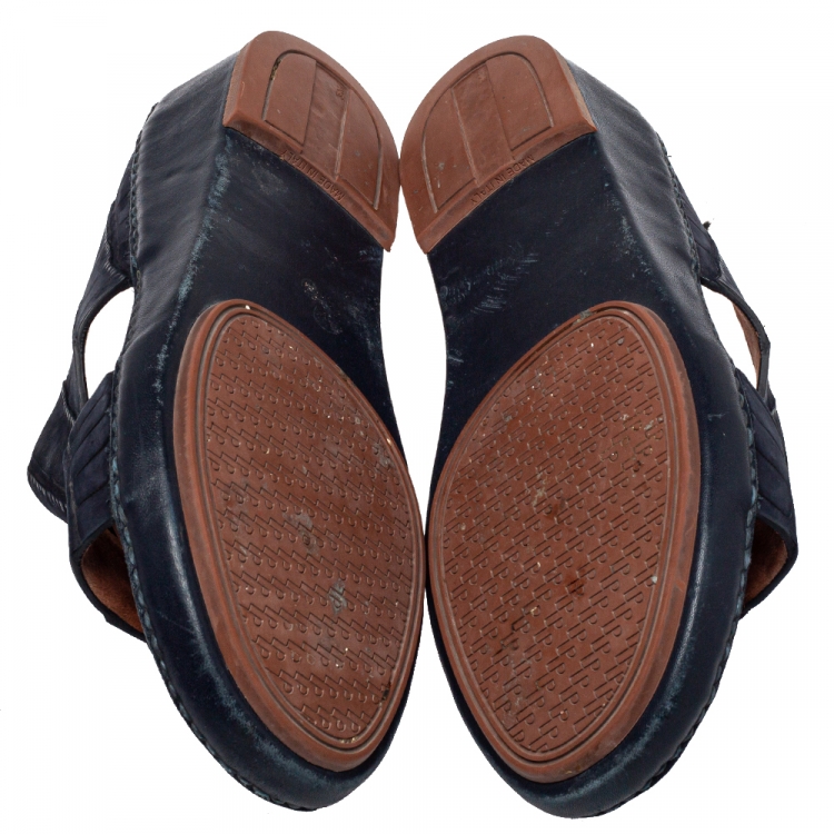 Pre Owned Loro Piana ( Exclusive For Dubai) Blue Leather Slip on Sandals Size 42.5