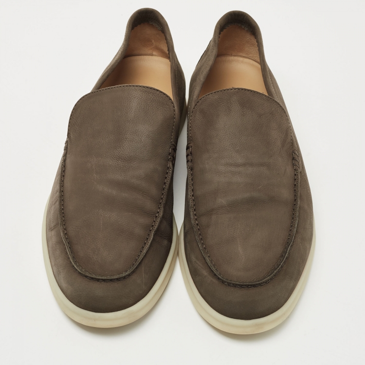مملوكة مسبقًا Loro Piana Olive Green Nubuck Summer Walks Loafers Size 42