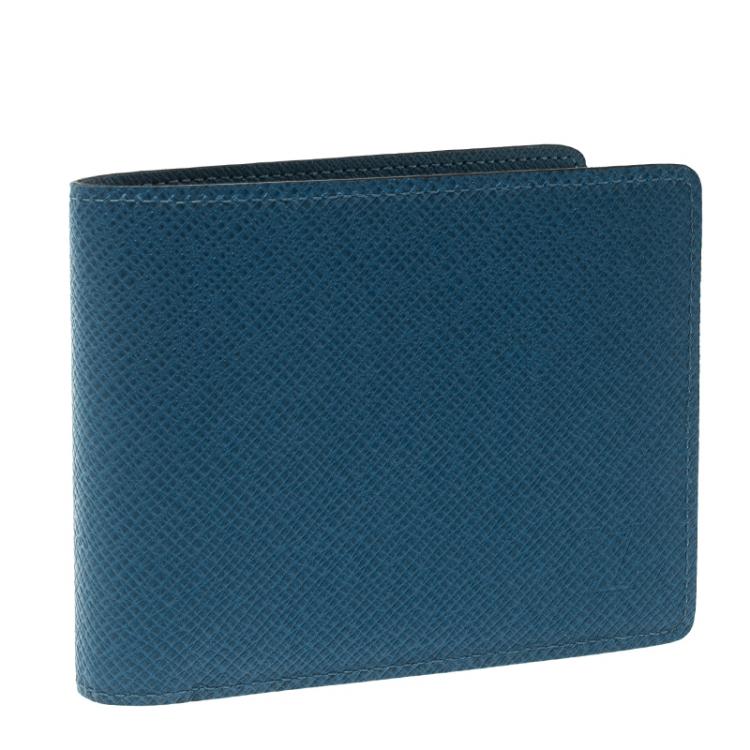 Pre Owned Louis Vuitton Blue Taiga Leather Bifold Wallet