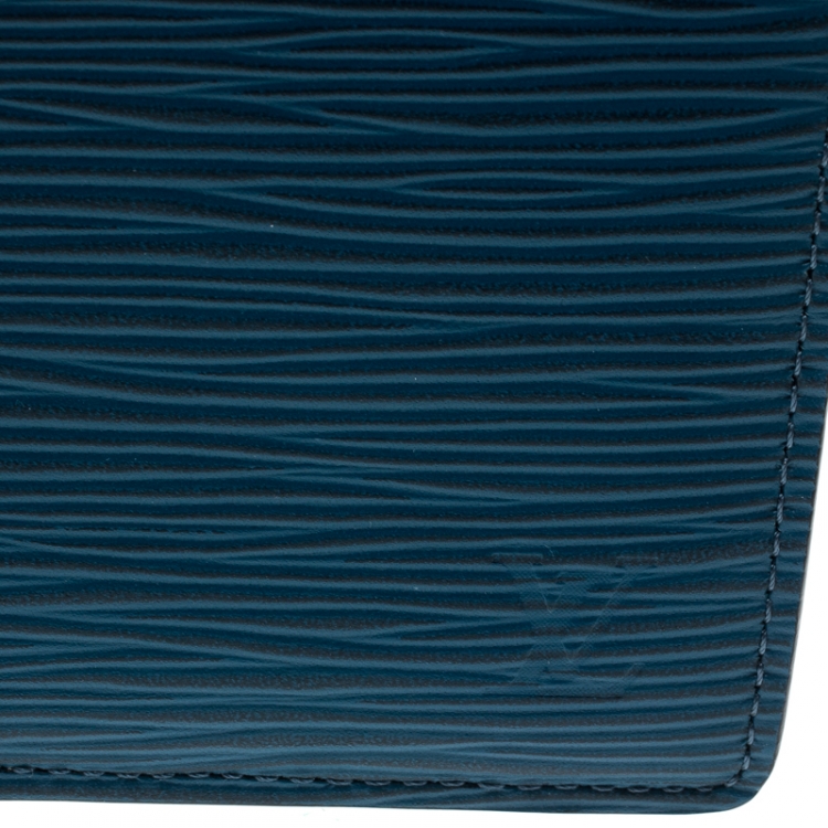 Pre Owned Louis Vuitton Cyan Epi Leather Multiple Bifold Wallet