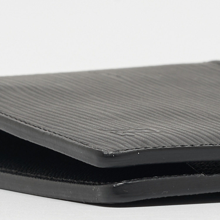 Pre Owned Louis Vuitton Black Epi Leather Multiple Wallet