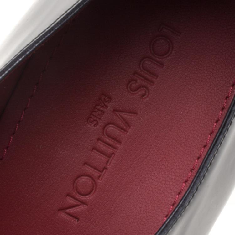 Pre Owned Louis Vuitton Black Leather Derby Size 43