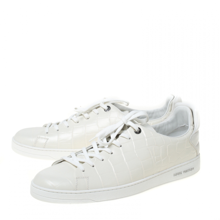 مملوكة مسبقًا Louis Vuitton White Croc Embossed Leather Front Row Lace Up Sneakers Size 44.5