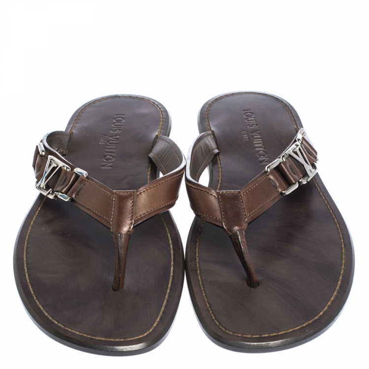 Pre Owned Louis Vuitton Brown Leather Hamptons Thong Sandals Size 41.5