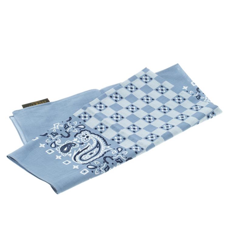 Pre Owned Louis Vuitton Blue Paisley Print Cotton On the Road Bandana Scarf