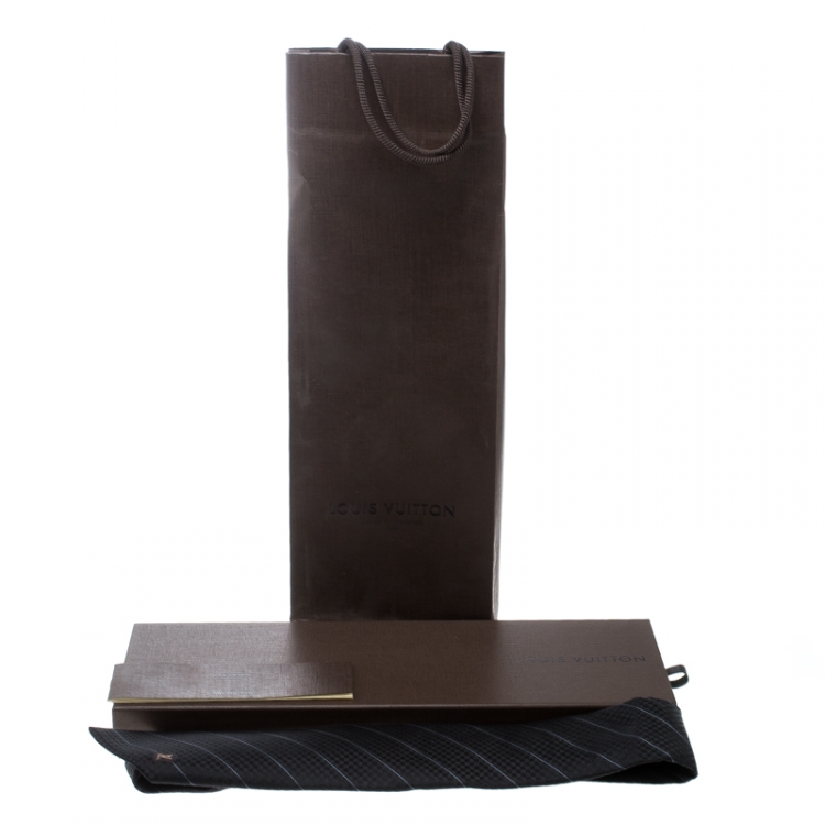 مملوكة مسبقًا Louis Vuitton Black Damier Patterned Striped Silk Jacquard Ecu Tie