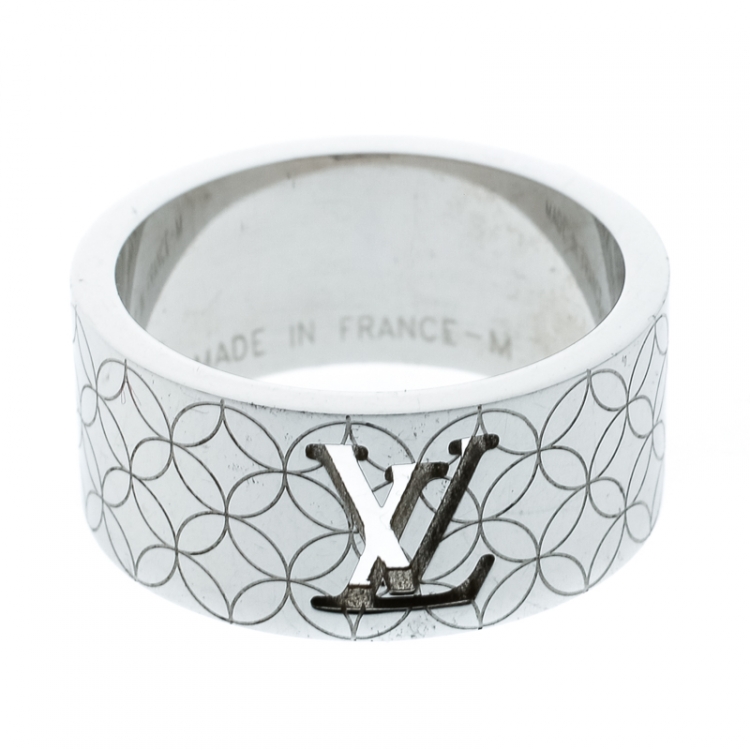Louis Vuitton Monogram Bold Ring Silver Metal. Size L