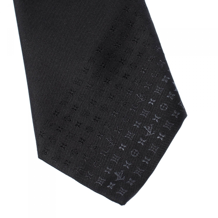 Pre Owned Louis Vuitton Black Silk Monogram Tip Skinny Tie
