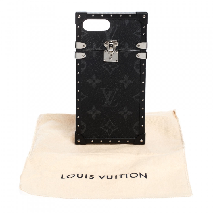 Pre Owned Louis Vuitton Monogram Eclipse Canvas Eye Trunk iPhone 7 Plus Case
