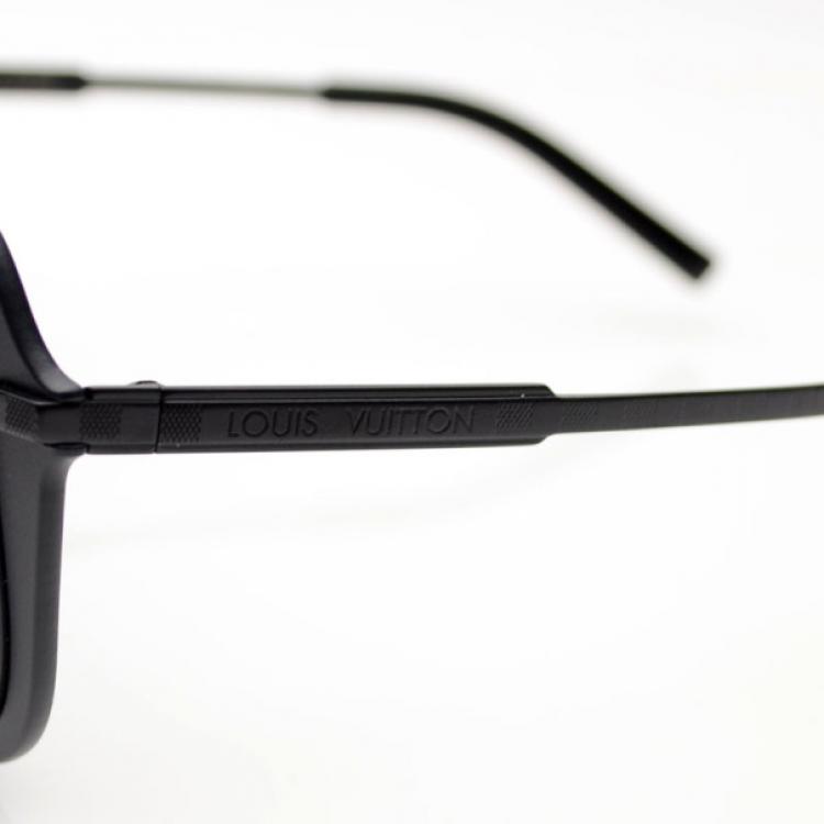 Pre Owned Louis Vuitton Men Black Impulsion Sunglasses