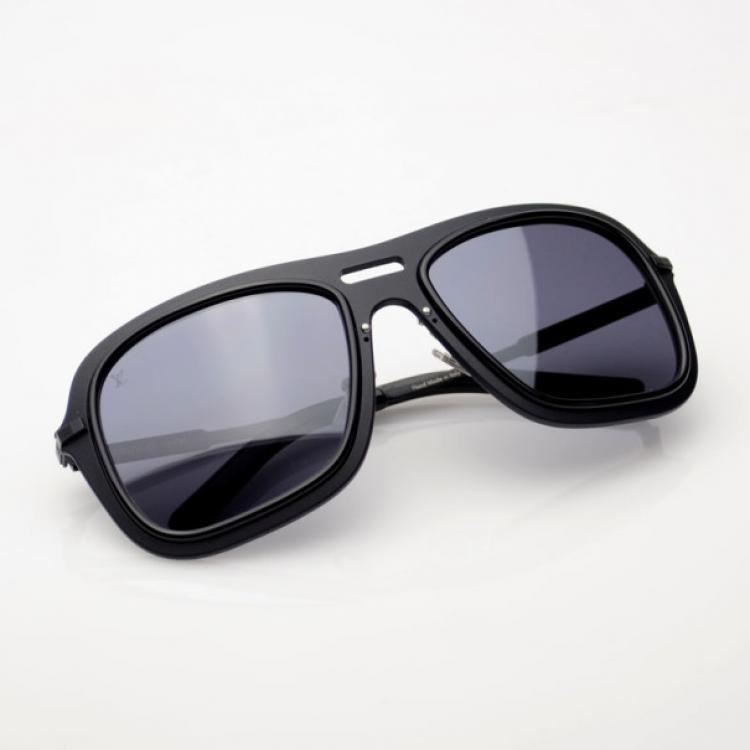 Pre Owned Louis Vuitton Men Black Impulsion Sunglasses