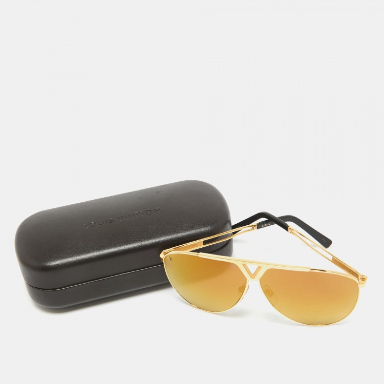 Pre Owned Louis Vuitton Gold Mirrored  Z2314U Tonca Aviator Sunglasses