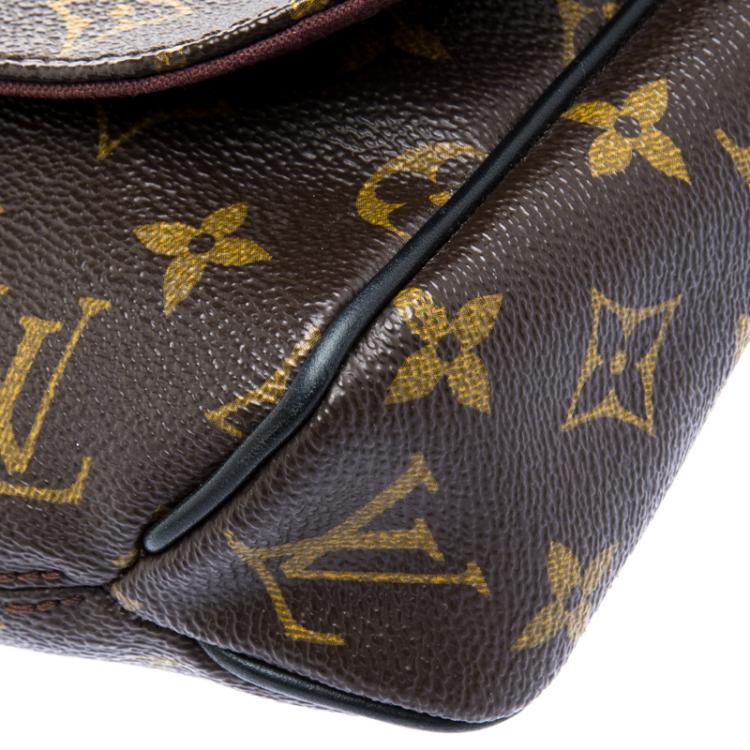 Pre Owned Louis Vuitton Monogram Canvas District MM Bag