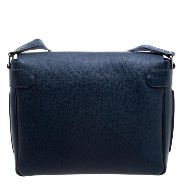 Pre Owned Louis Vuitton Blue Taiga Leather Roman MM Bag