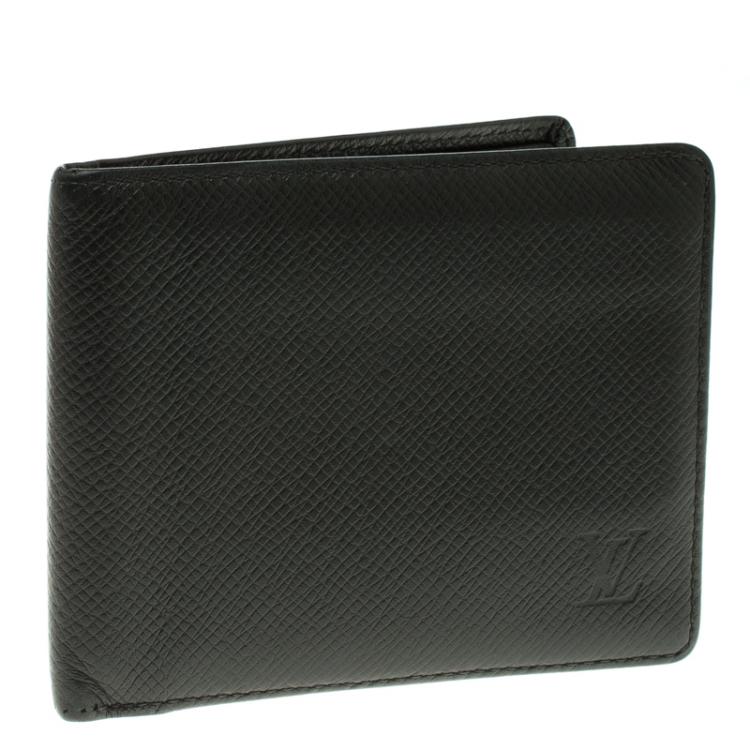 Pre Owned Louis Vuitton Black Taiga Leather Bifold Wallet