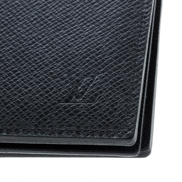 مملوكة مسبقًا Louis Vuitton Black Taiga Leather Multiple Wallet