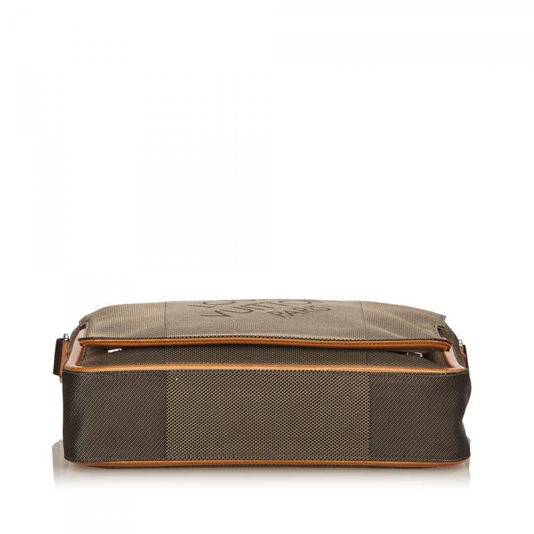 Pre Owned Louis Vuitton Terre Damier Geant Canvas Messenger Bag