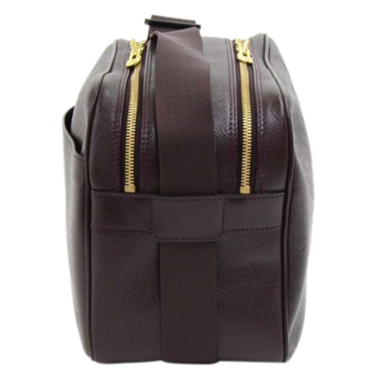 Pre Owned Louis Vuitton Burgundy Taiga Leather Reporter PM Bag