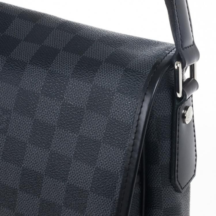 Pre Owned Louis Vuitton Damier Graphite Daniel MM Messenger Bag