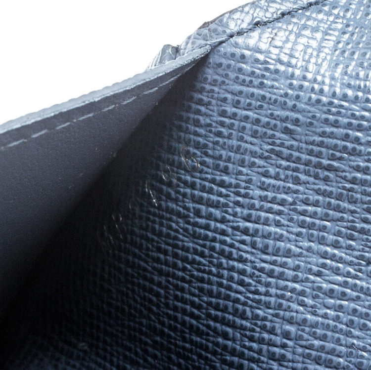 Pre Owned Louis Vuitton Blue Taiga Leather Brazza Wallet