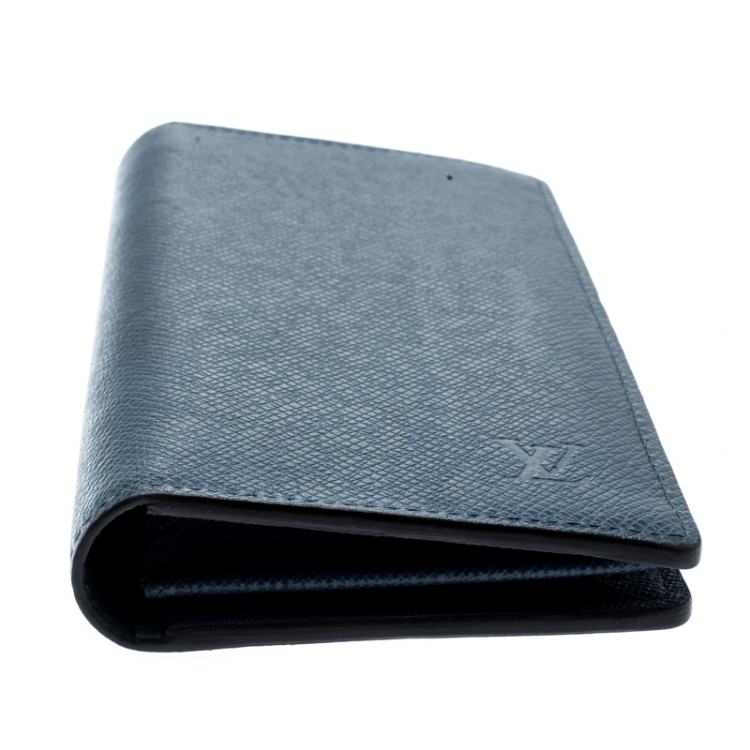 Pre Owned Louis Vuitton Blue Taiga Leather Brazza Wallet