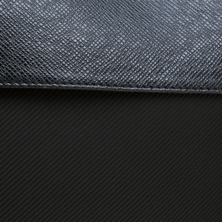 Pre Owned Louis Vuitton Black Fabric and Taiga Leather Saratov GM Messenger Bag