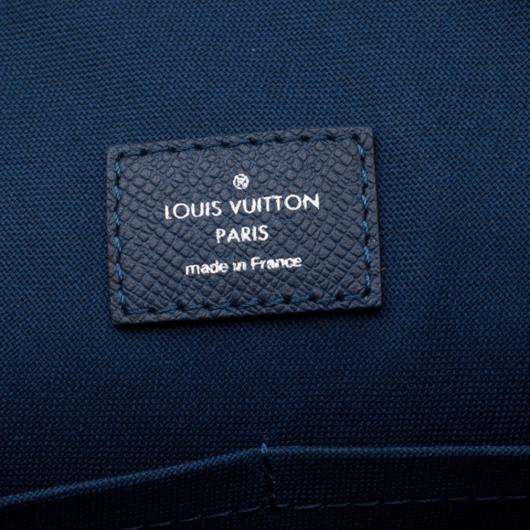 Pre Owned Louis Vuitton Blue Taiga Leather Grigori Bag