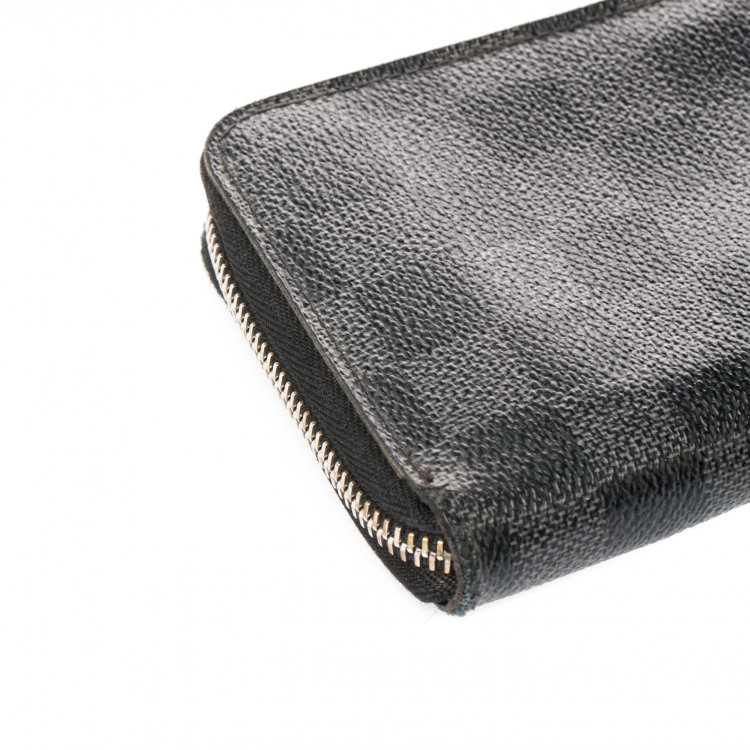 Pre Owned Louis Vuitton Damier Graphite Canvas Vertical Zippy Wallet