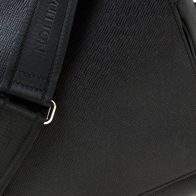 Pre Owned Louis Vuitton Black Epi Leather Flap Messenger Bag