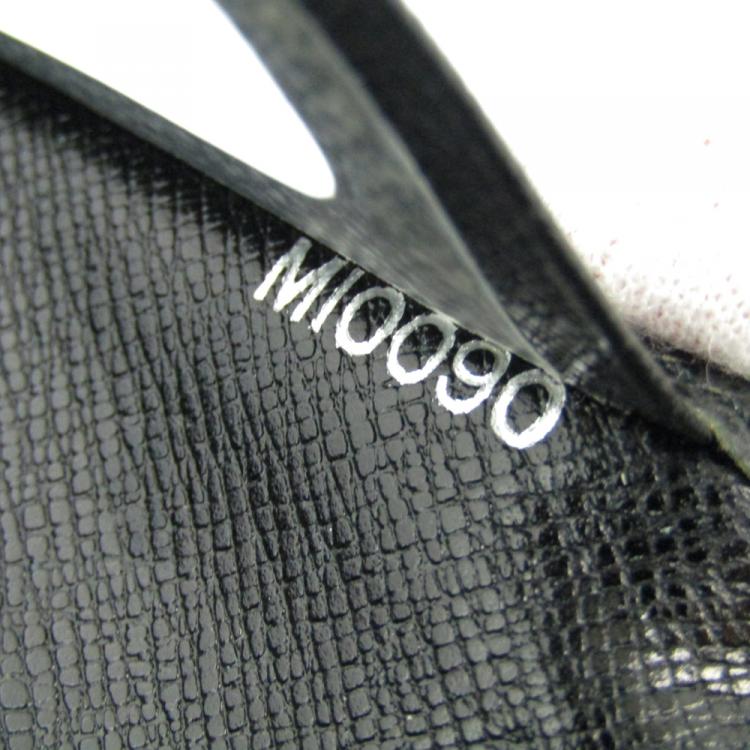 مملوكة مسبقًا Louis Vuitton Black Taiga Leather Card Case