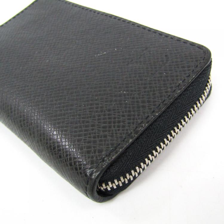Pre Owned Louis Vuitton Noir Taiga Leather Vertical Zippy Coin Purse
