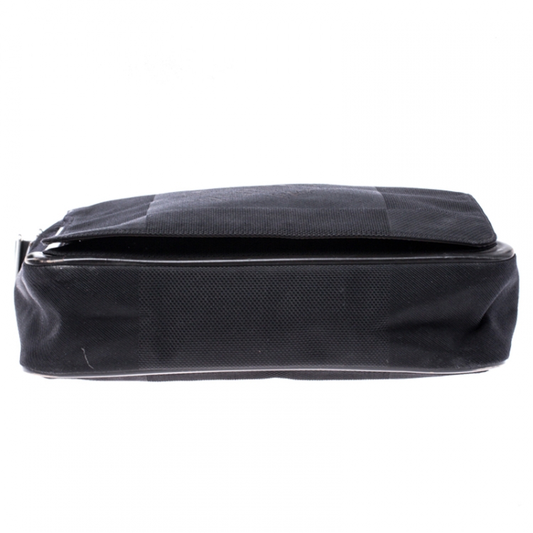 Pre Owned Louis Vuitton Black Damier Geant Canvas Messenger Bag