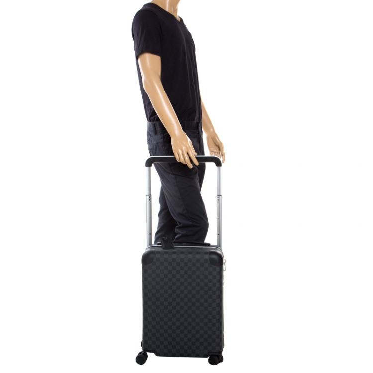 Lot - Louis Vuitton Monogram Horizon 50 rolling luggage suitcase: 19 1/2H  x 14 1/2W x 8D