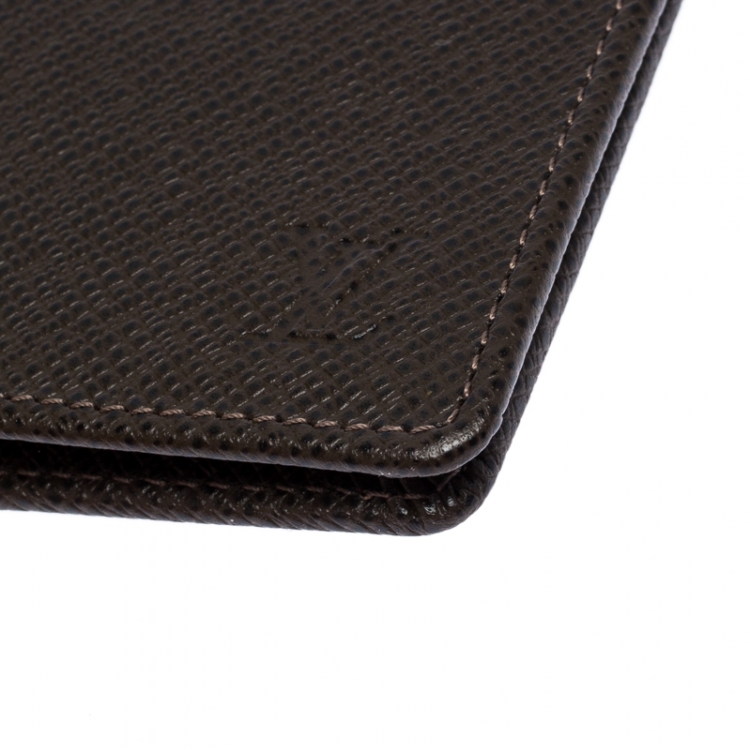 Pre Owned Louis Vuitton Brown Taiga Leather Multiple Wallet