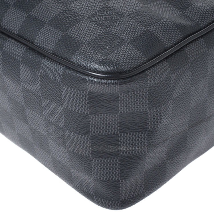 Pre Owned Louis Vuitton Damier Graphite Canvas Toiletry Pouch