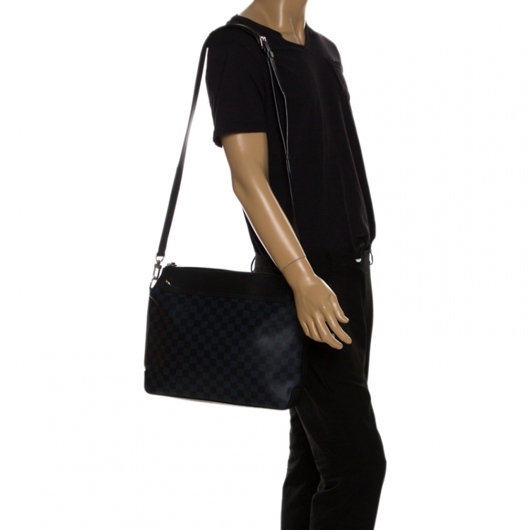 Louis Vuitton Damier Cobalt Canvas Greenwich Messenger Bag Louis Vuitton
