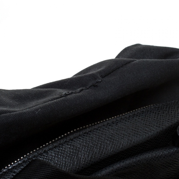 Pre Owned Louis Vuitton Taiga Leather Sayan Messenger Bag