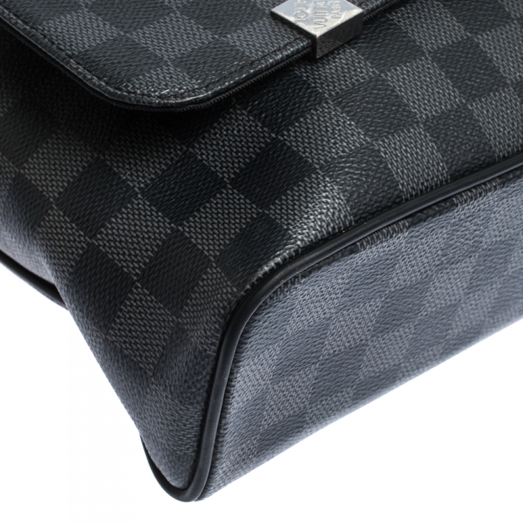 Pre Owned Louis Vuitton Damier Graphite Canvas District MM Bag