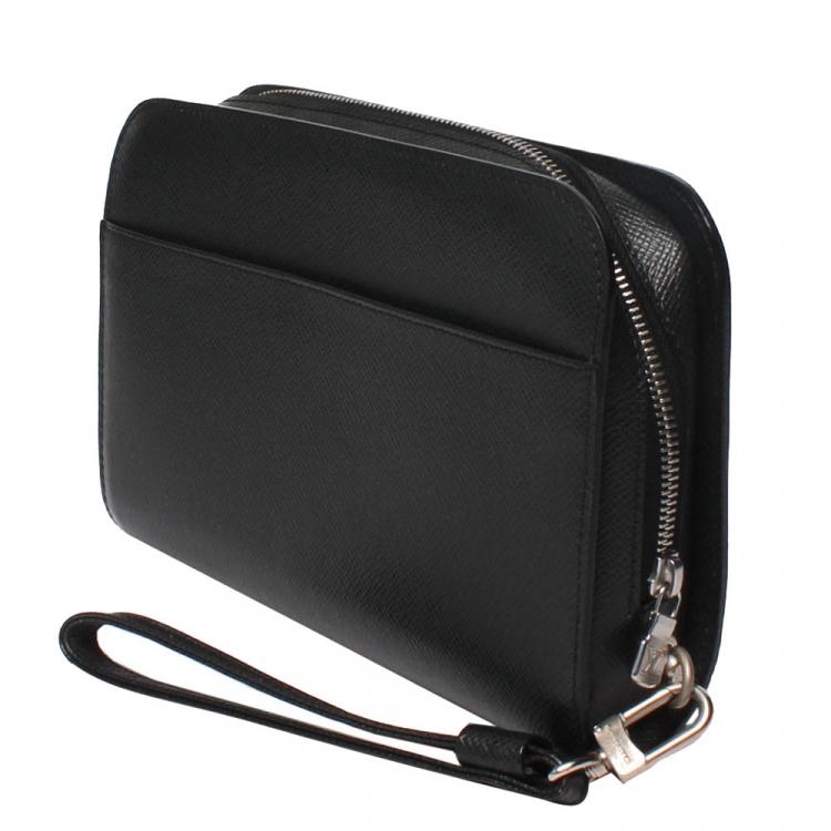 مملوكة مسبقًا Louis Vuitton Black Taiga Leather Pochette Baikal Wallet