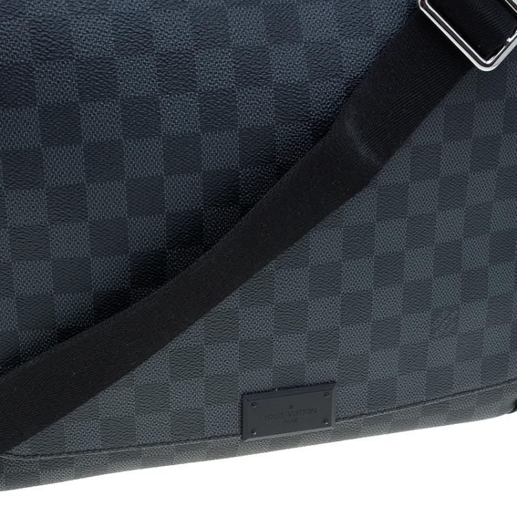 Pre Owned Louis Vuitton Damier Graphite Canvas District MM Bag