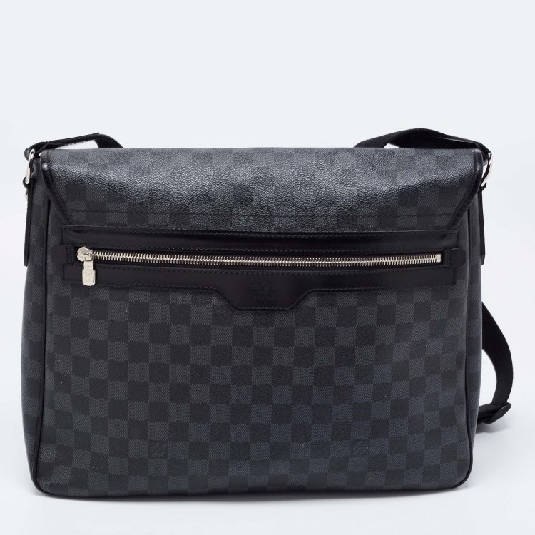 Pre Owned Louis Vuitton Damier Graphite Canvas and Leather Daniel GM Messenger Bag