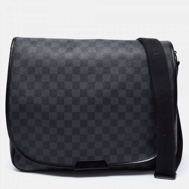 REVIEW ~ Louis Vuitton Daniel GM - (Lovely Damier Graphite) 