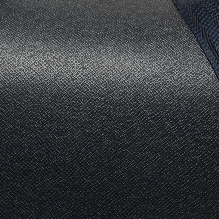 Pre Owned Louis Vuitton Dark Blue Taiga Leather Vassili GM Bag